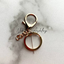 Load image into Gallery viewer, Gold Tone Keychain Hardware