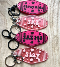 Load image into Gallery viewer, Stray Kids Vintage Motel Key Fob